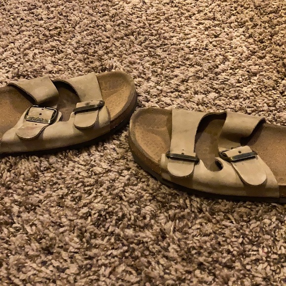 Sandals - Picture 3 of 3
